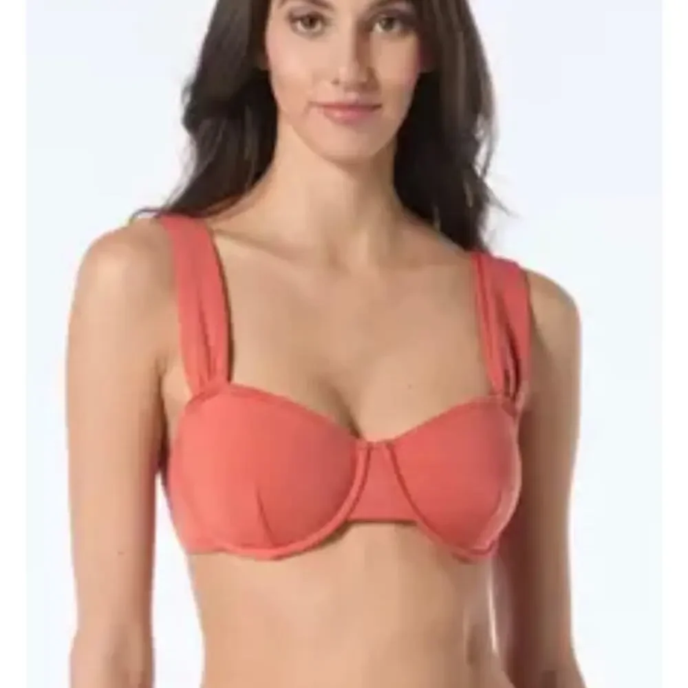 Vince Camuto Cinnabar Underwire Bikini Top M NWT